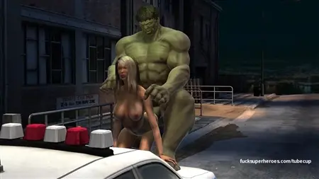 Hulk baise un bébé dans une voiture de police